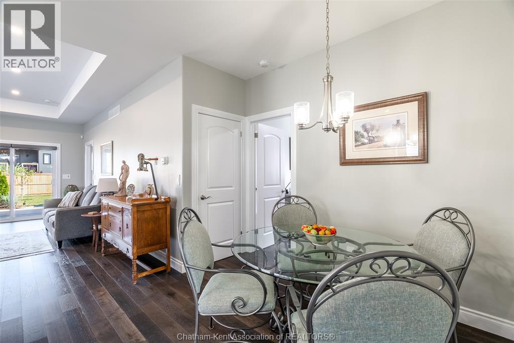 Photo 35 of 11 Champlain Court, Chatham ON