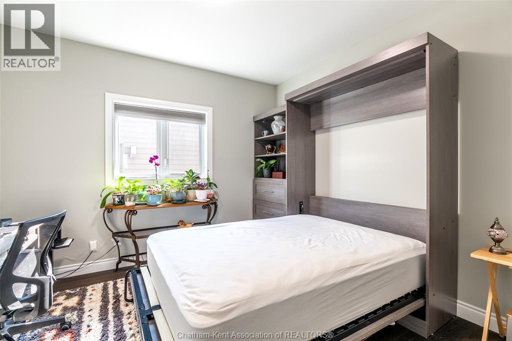 Photo 21 of 11 Champlain Court, Chatham ON