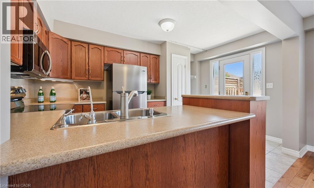 Photo 9 of 543 Victoria Road N, Guelph ON