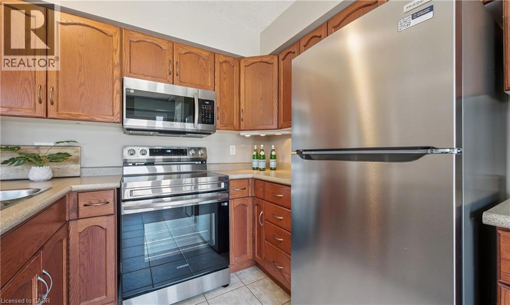 Photo 29 of 543 Victoria Road N, Guelph ON