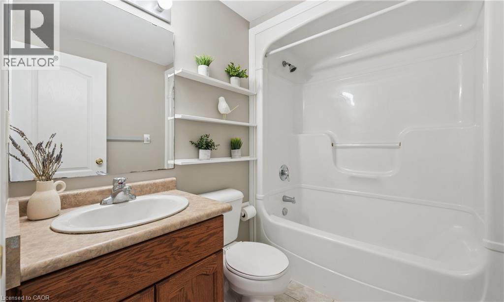 Photo 11 of 543 Victoria Road N, Guelph ON