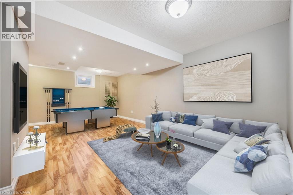 Photo 15 of 543 Victoria Road N, Guelph ON