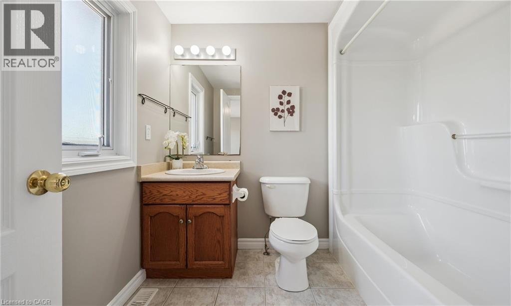 Photo 24 of 543 Victoria Road N, Guelph ON