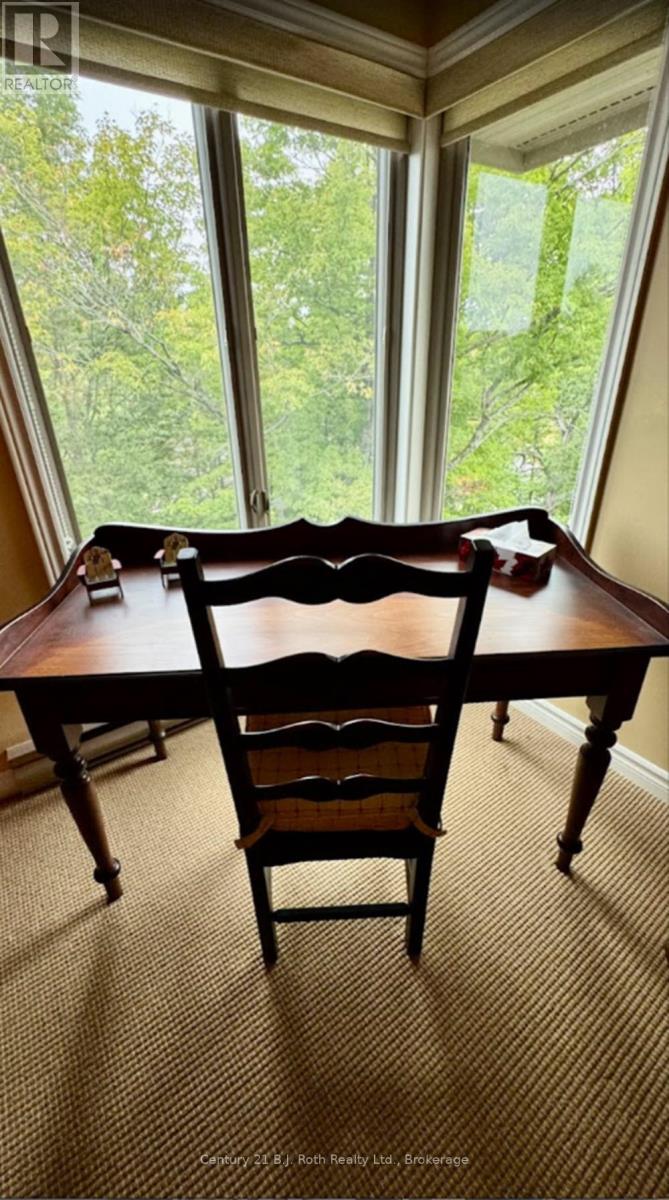 Photo 34 of 431 Grandview Hilltop Drive, Huntsville ON