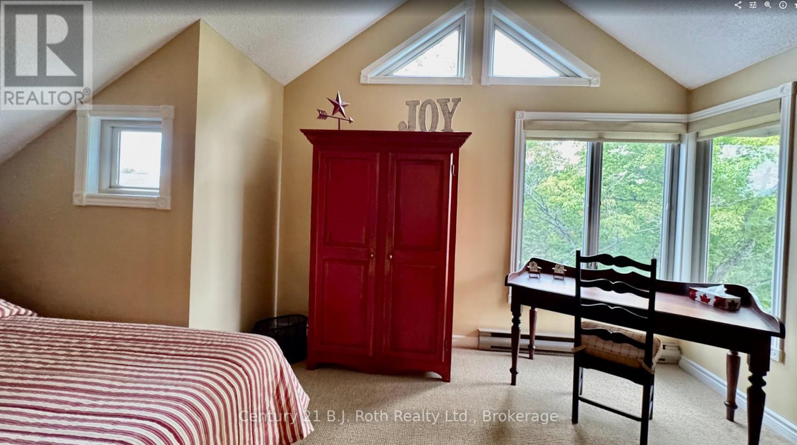 Photo 27 of 431 Grandview Hilltop Drive, Huntsville ON