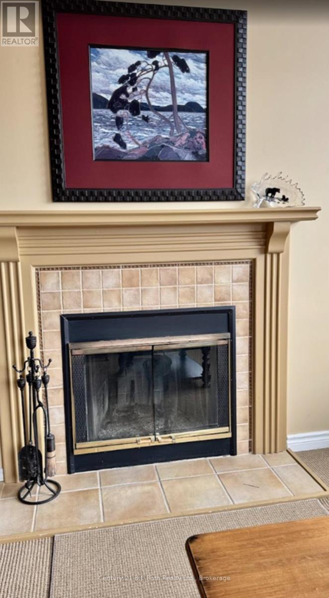 Photo 46 of 431 Grandview Hilltop Drive, Huntsville ON