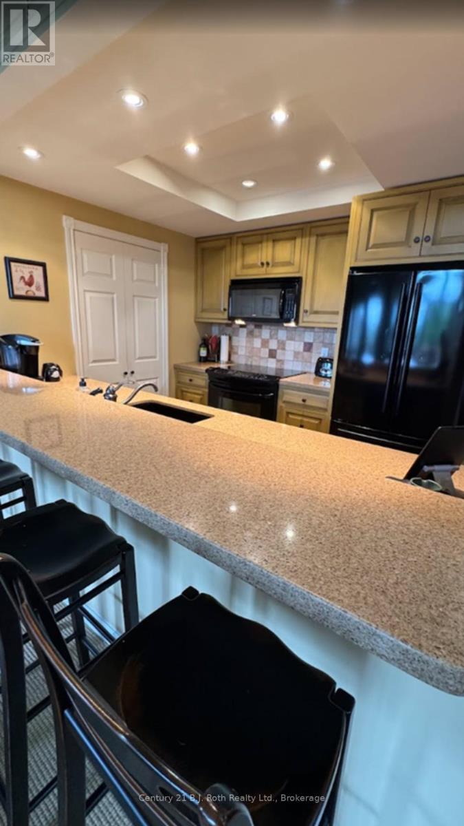 Photo 45 of 431 Grandview Hilltop Drive, Huntsville ON