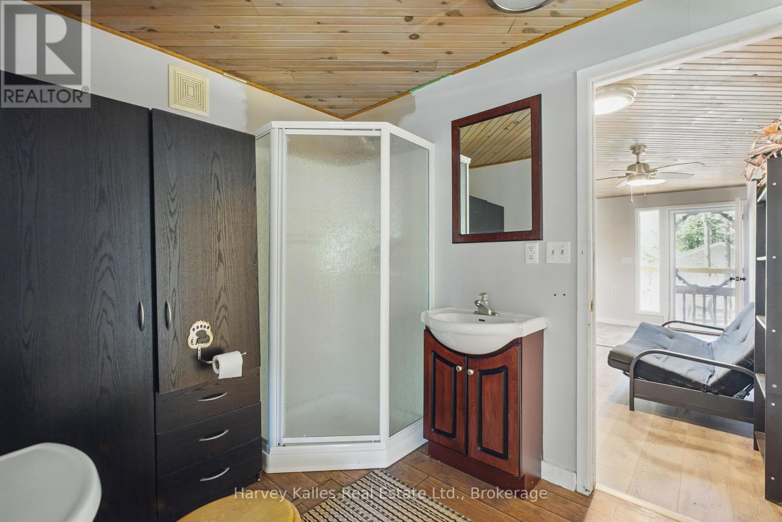 Photo 38 of 21 Todholm Drive, Muskoka Lakes ON