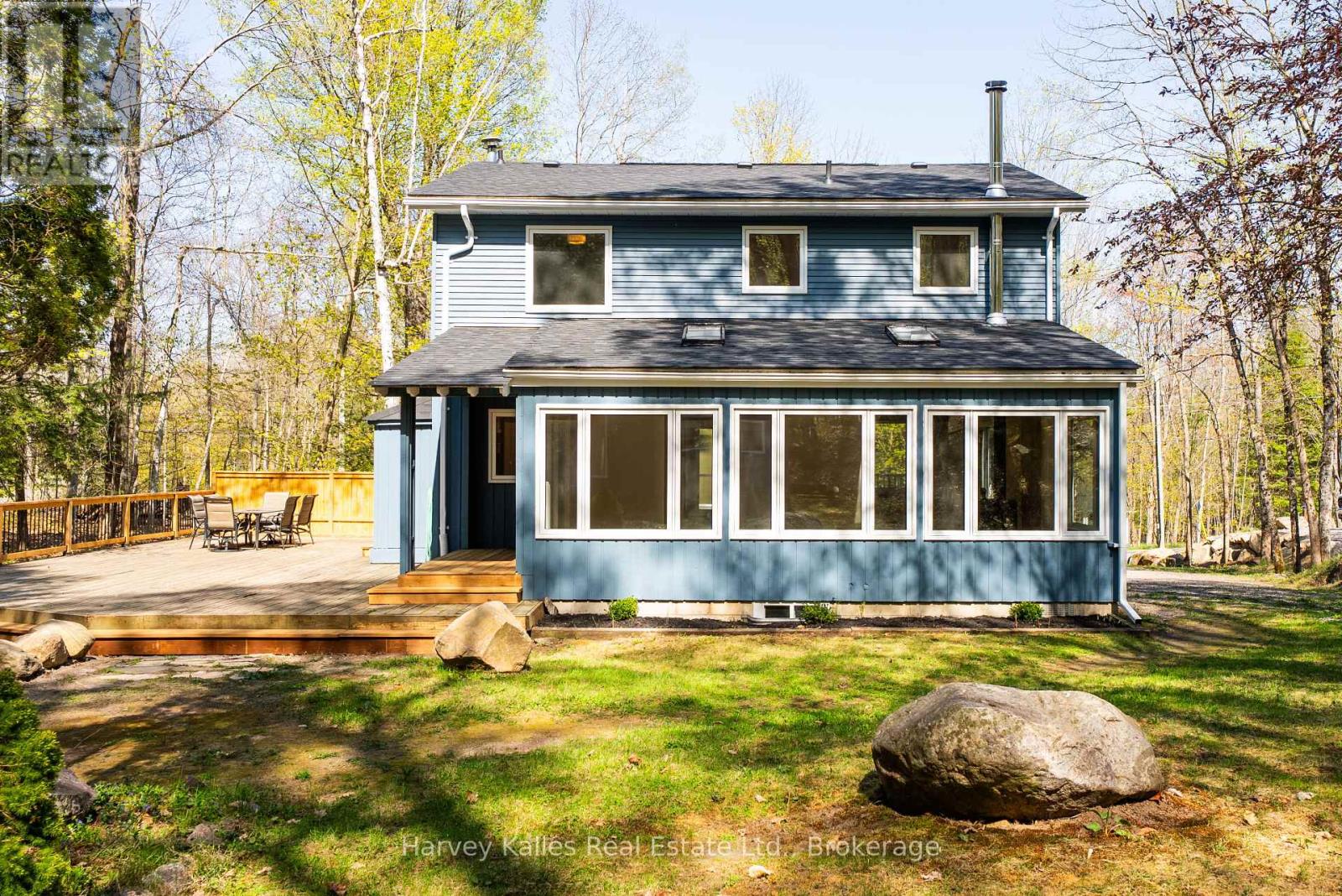 Photo 5 of 21 Todholm Drive, Muskoka Lakes ON