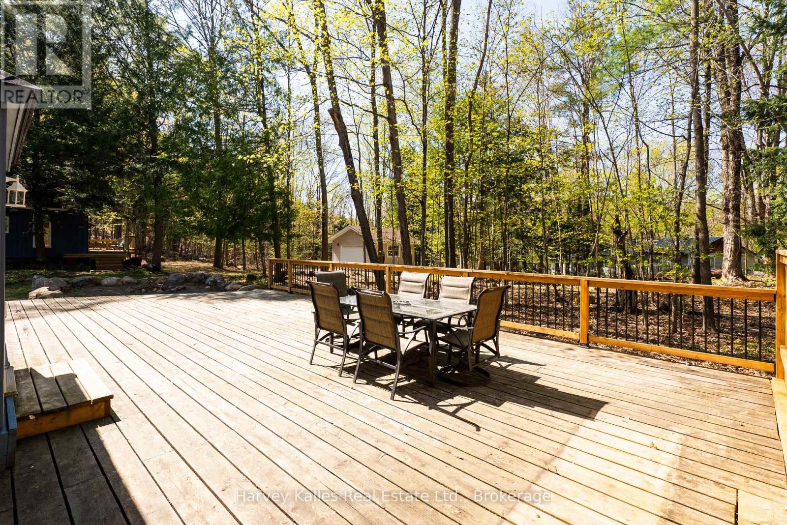 Photo 6 of 21 Todholm Drive, Muskoka Lakes ON