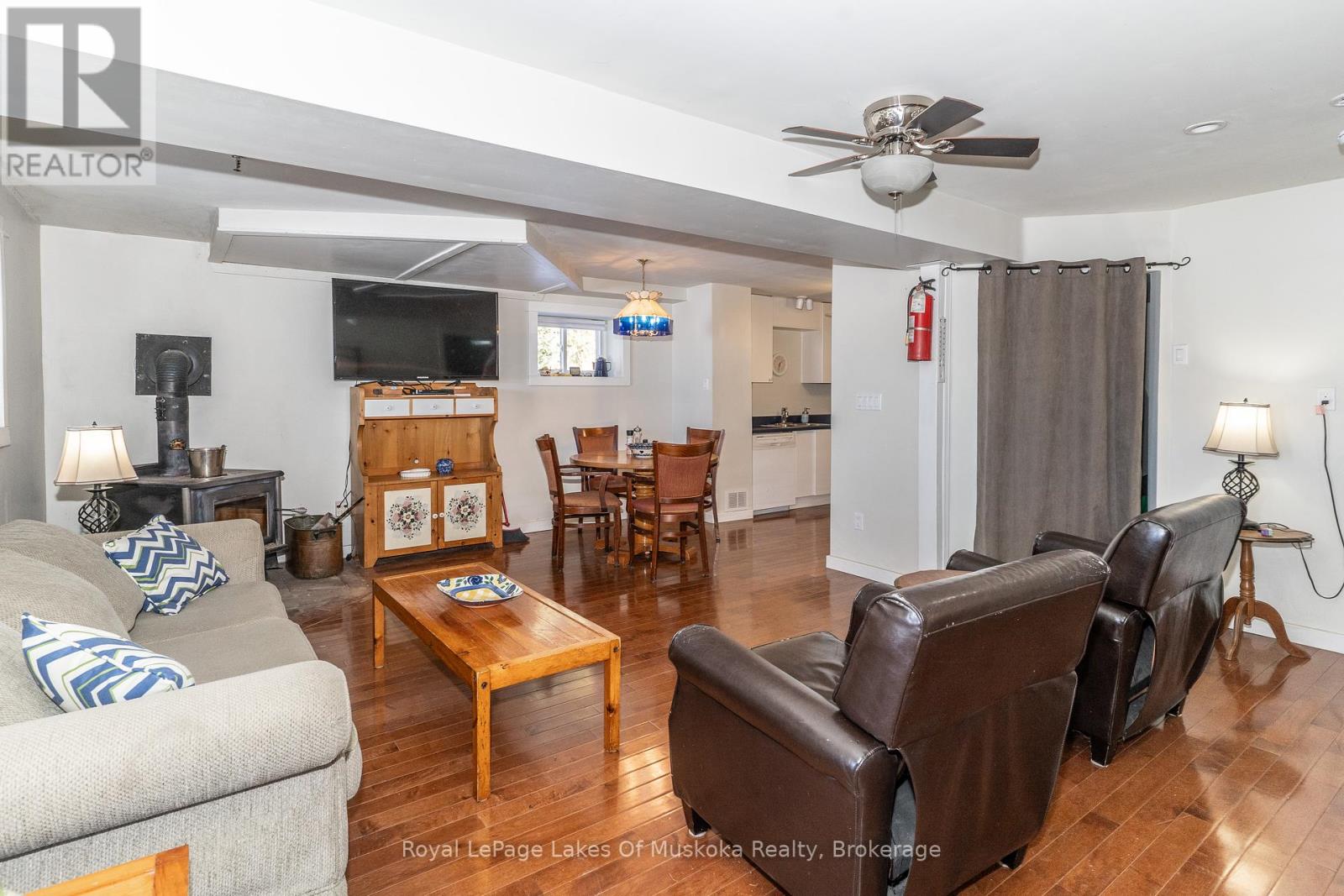 Photo 34 of 3 1378 Three Mile Lake Road, Muskoka Lakes ON