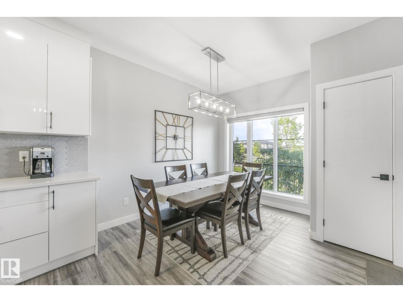Photo 9 of 7708 Koruluk Ln Sw, Edmonton AB