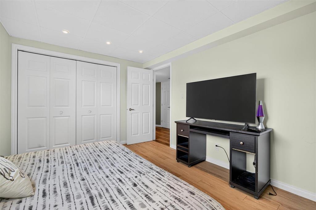 Photo 21 of 313 Neufeld Drive, Mitchell MB
