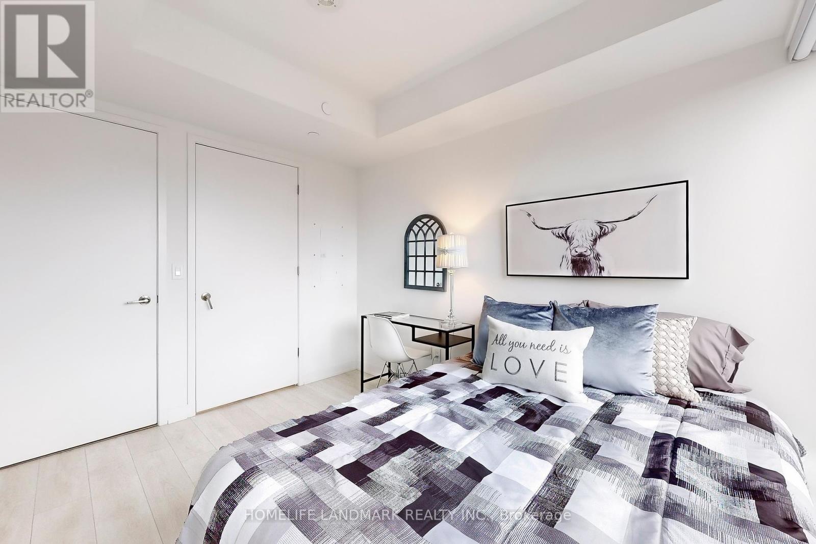 Photo 28 of 717 8 Tippett Road, Toronto ON