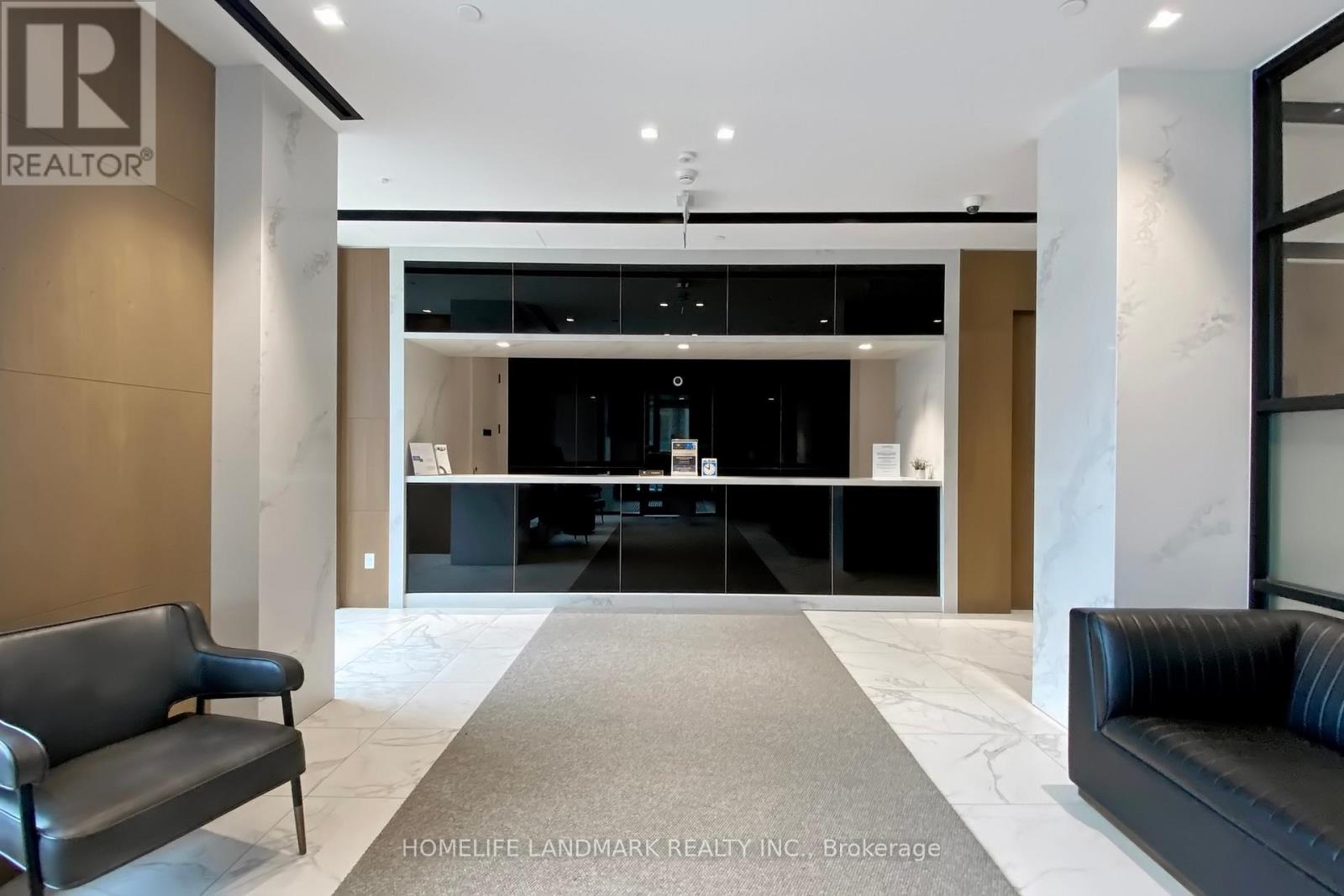Photo 24 of 717 8 Tippett Road, Toronto ON