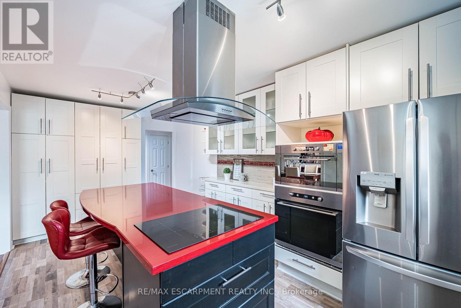 Photo 14 of 16 Ackrow Court, Toronto ON