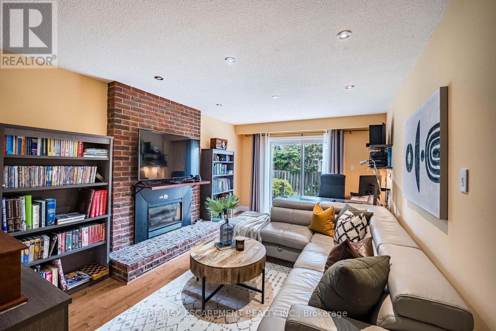 Photo 18 of 16 Ackrow Court, Toronto ON