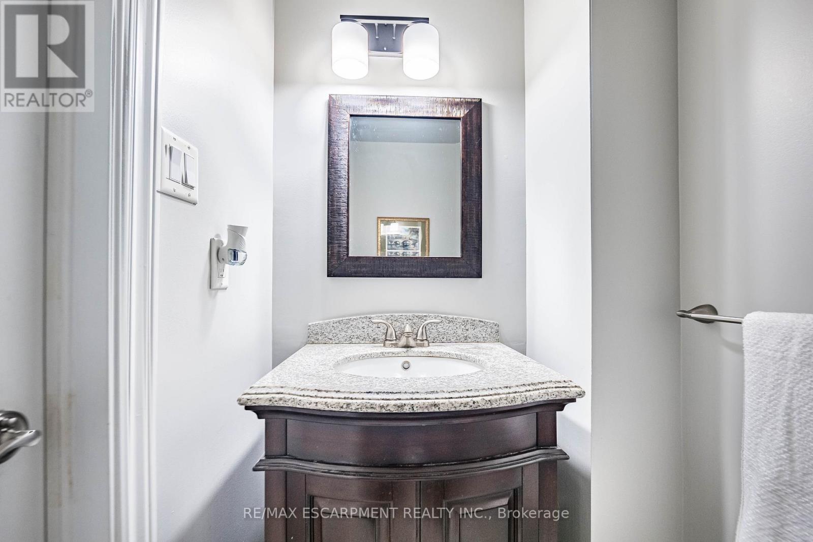 Photo 21 of 16 Ackrow Court, Toronto ON