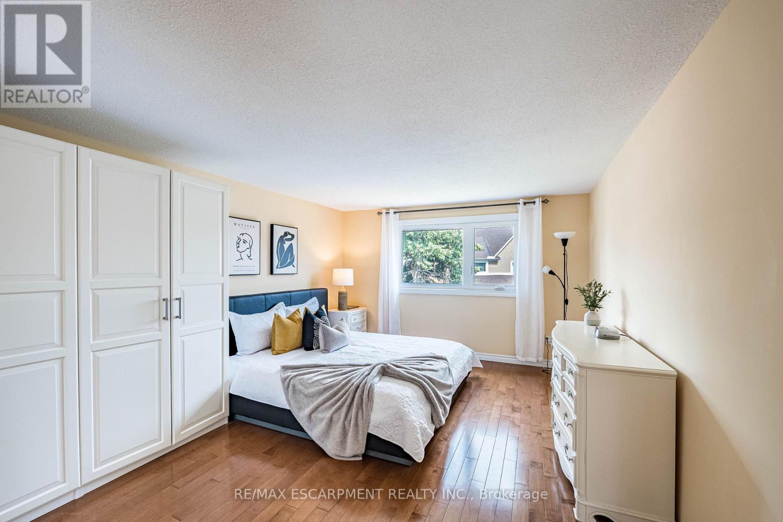 Photo 25 of 16 Ackrow Court, Toronto ON