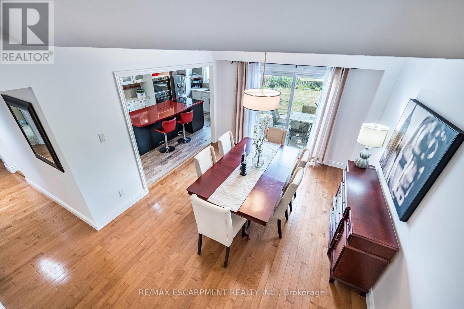Photo 8 of 16 Ackrow Court, Toronto ON