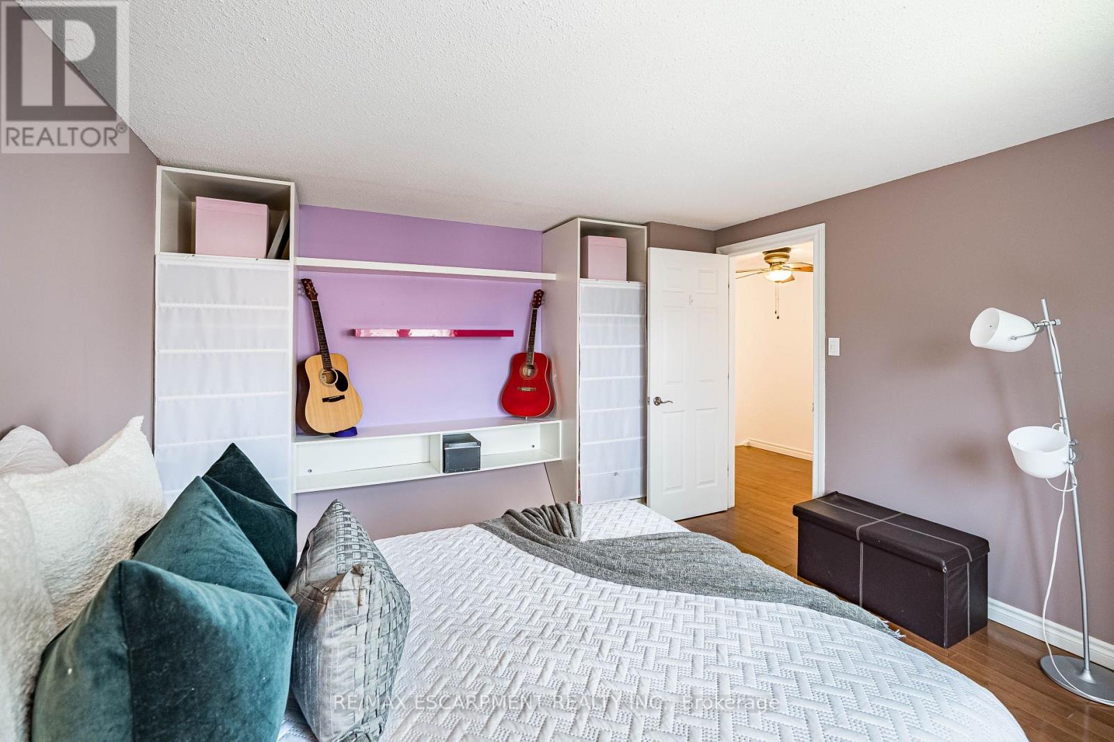 Photo 32 of 16 Ackrow Court, Toronto ON