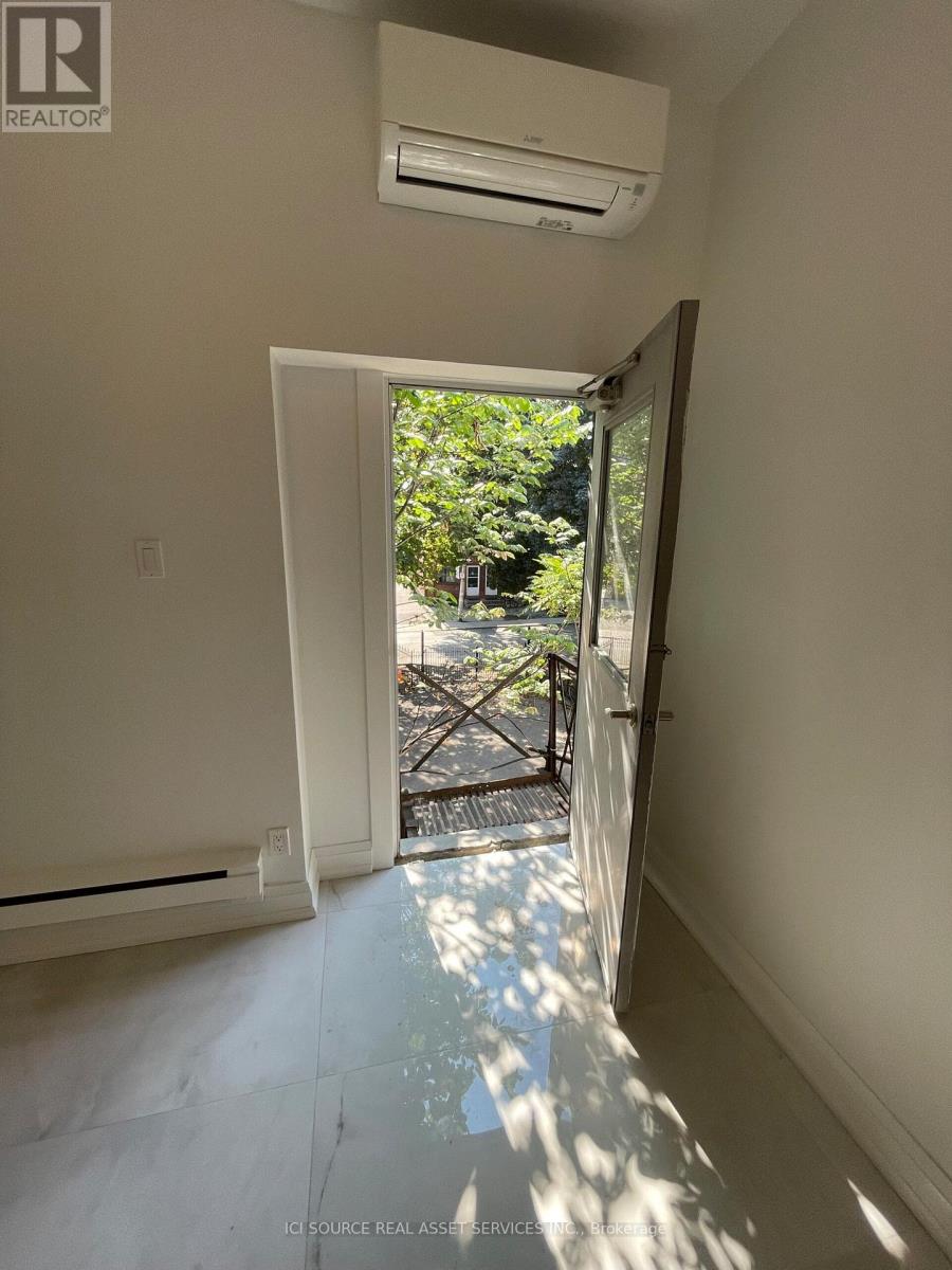 Photo 13 of 3 754 Queen Street E, Toronto ON