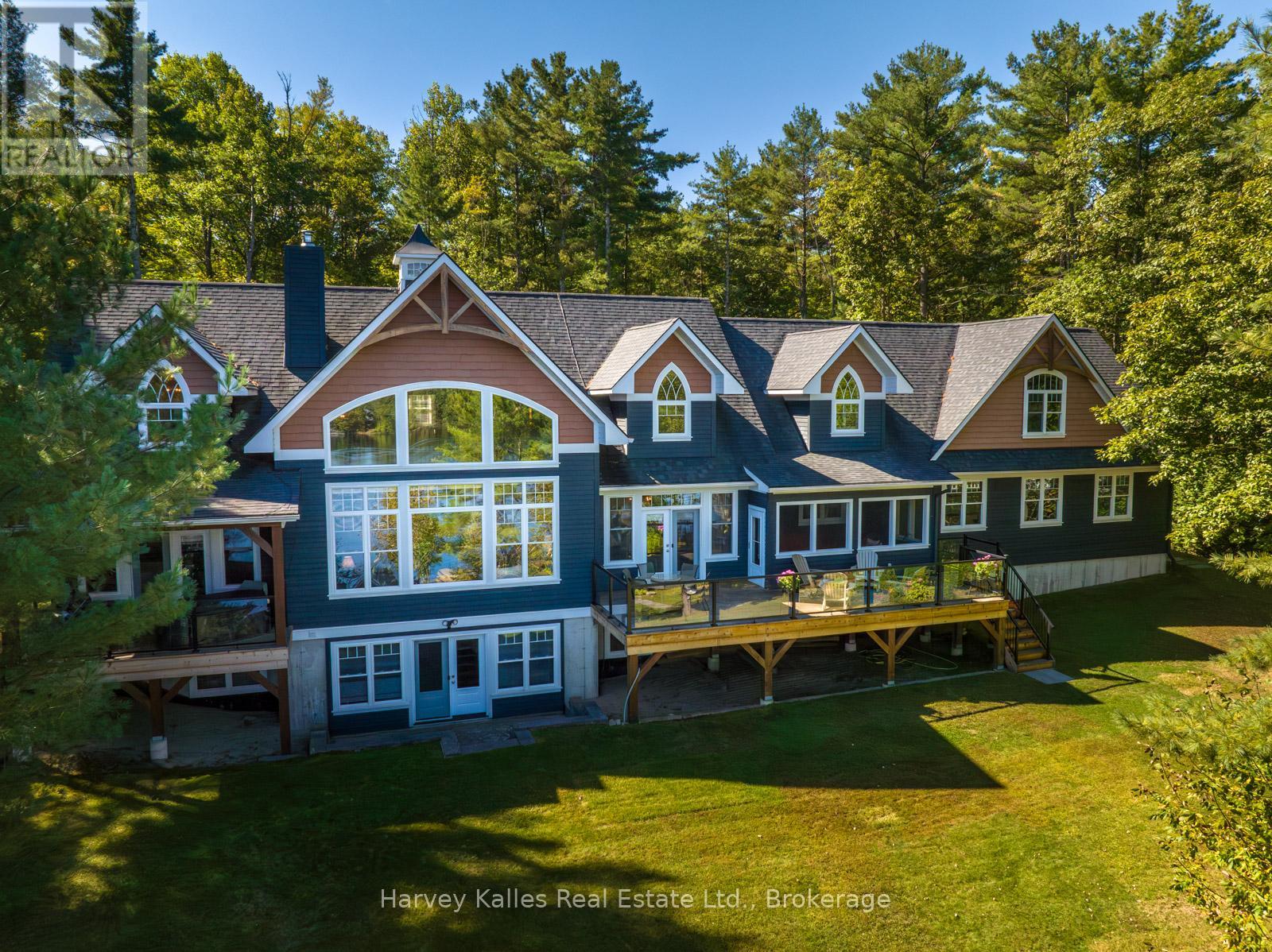Photo 25 of 1045 Lakeshore Drive, Gravenhurst ON
