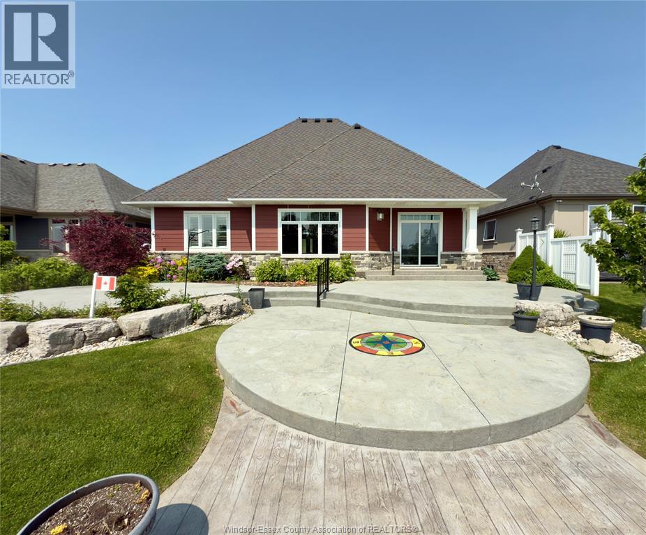 Photo 10 of 33 Montego Bay Crescent, Kingsville ON