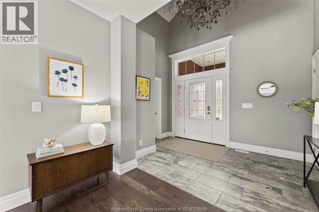 Photo 12 of 33 Montego Bay Crescent, Kingsville ON