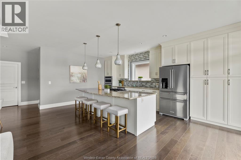 Photo 25 of 33 Montego Bay Crescent, Kingsville ON