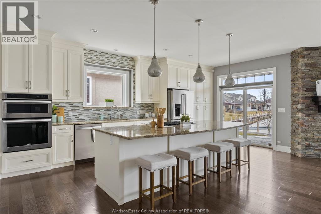 Photo 27 of 33 Montego Bay Crescent, Kingsville ON