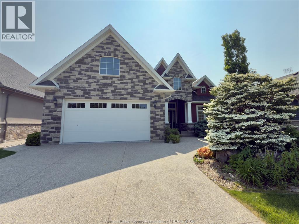 Photo 9 of 33 Montego Bay Crescent, Kingsville ON