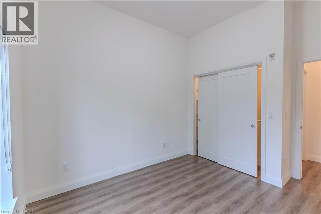Photo 20 of 30 Hamilton Street S Unit 103, Waterdown ON