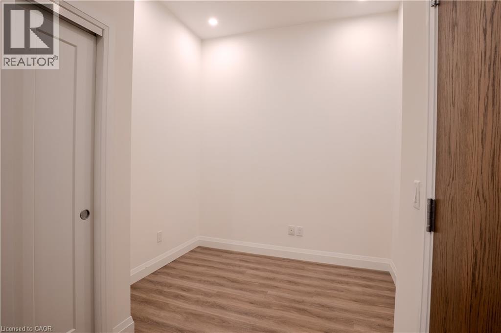 Photo 8 of 30 Hamilton Street S Unit 103, Waterdown ON