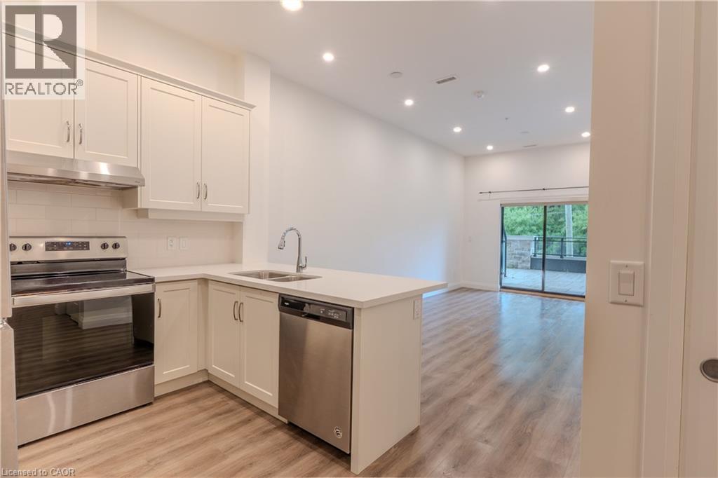 Photo 25 of 30 Hamilton Street S Unit 103, Waterdown ON