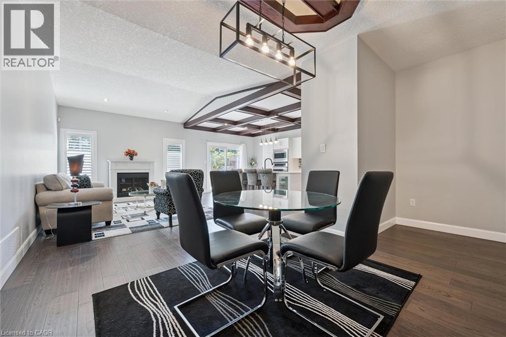 Photo 15 of 900 Doon Village Road Unit 4, Kitchener ON