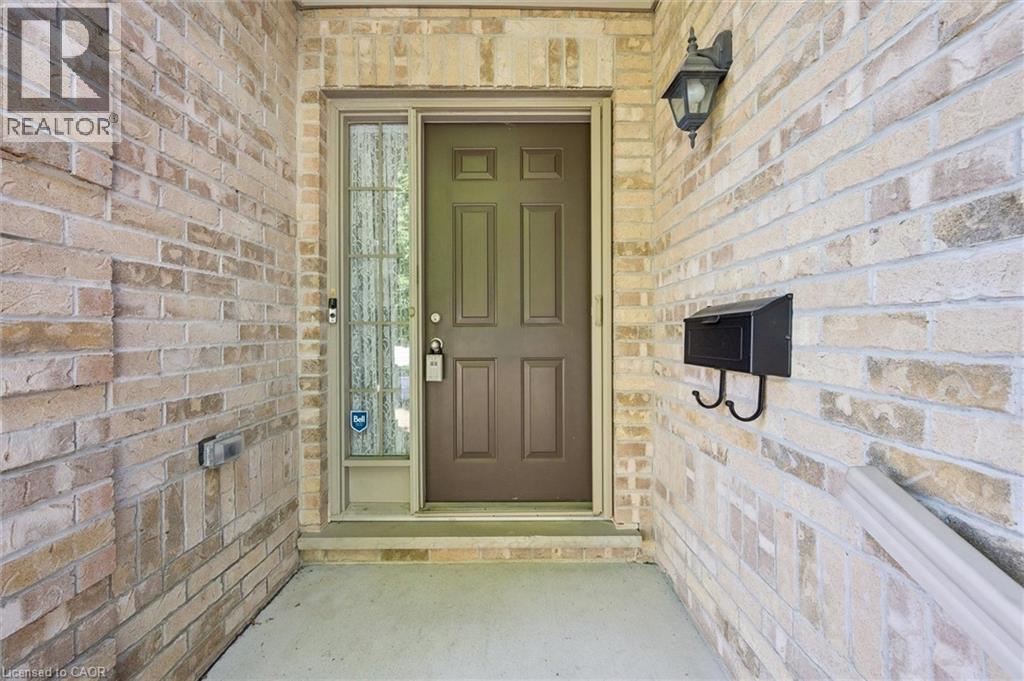 Photo 3 of 900 Doon Village Road Unit 4, Kitchener ON