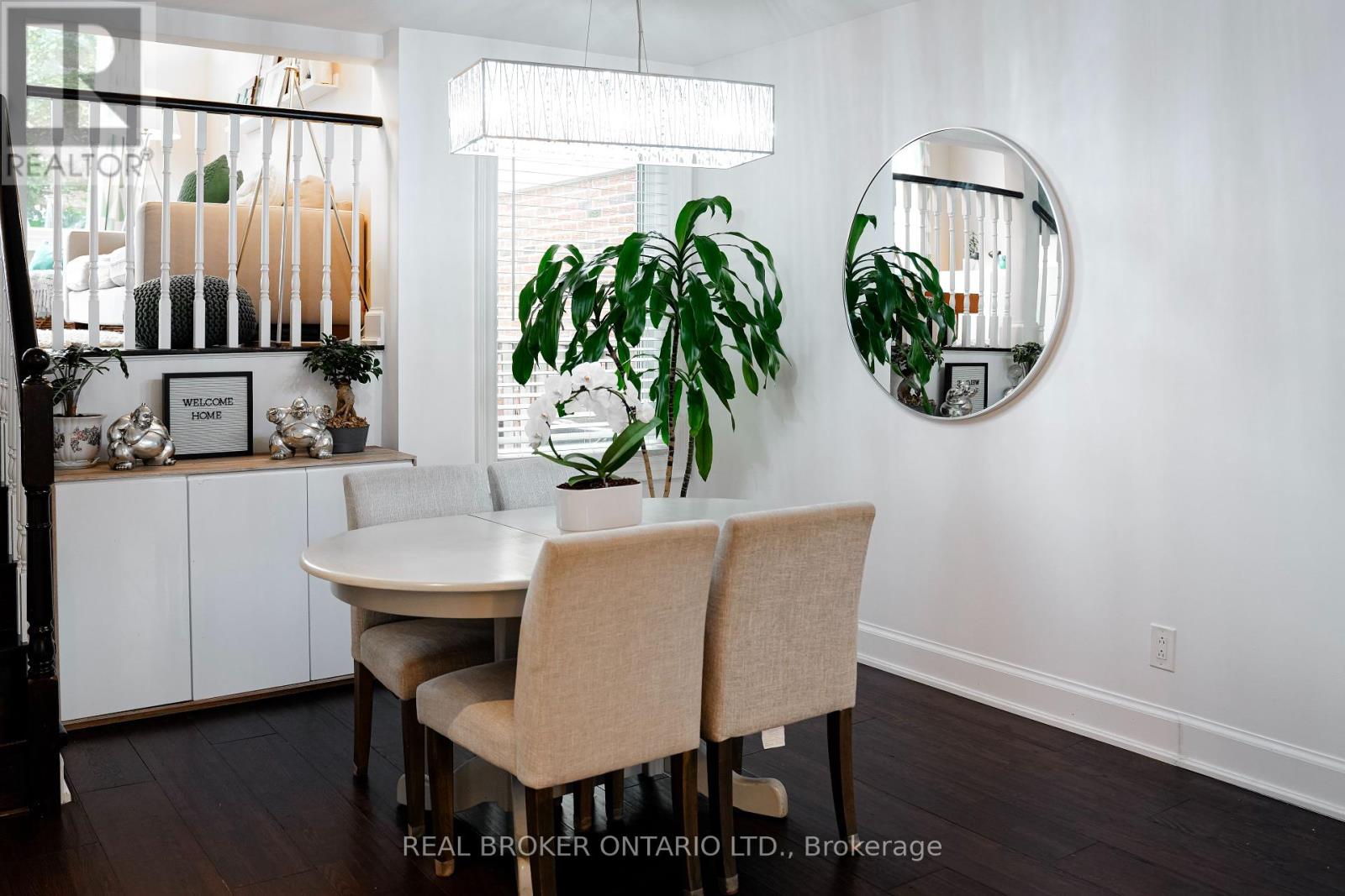 Photo 8 of 393 Hansen Rd North Road, Brampton ON