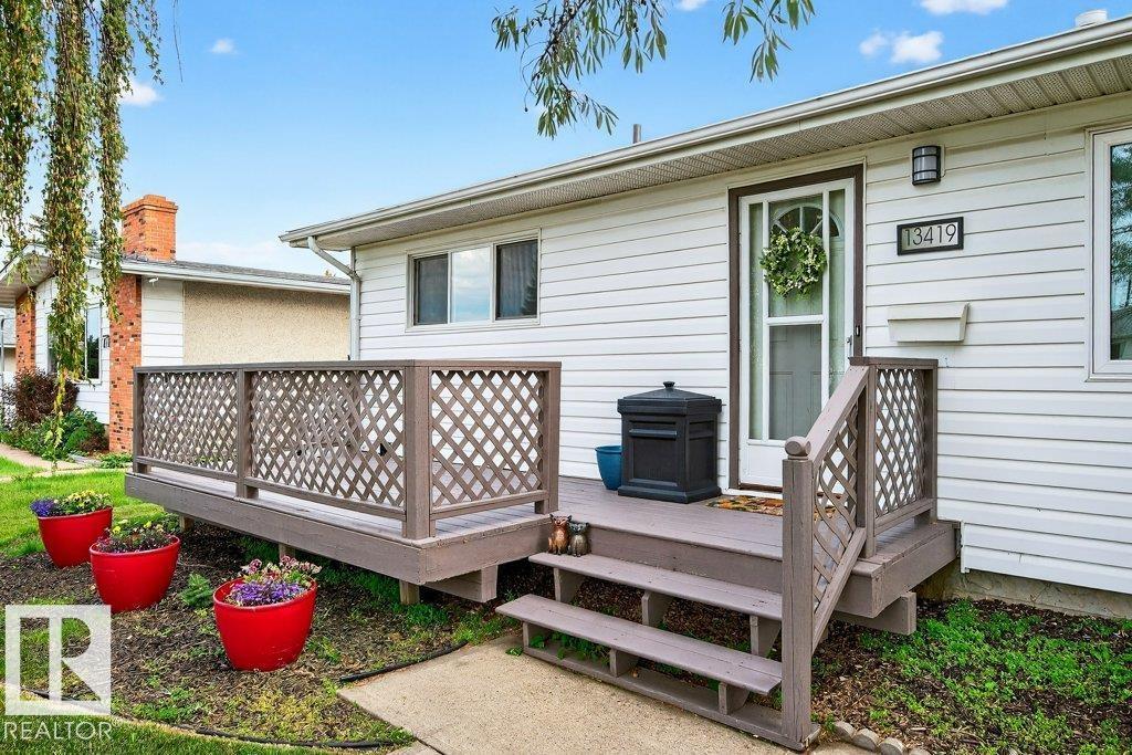 Single Family House Bungalow for Sale in   ST NW Edmonton 