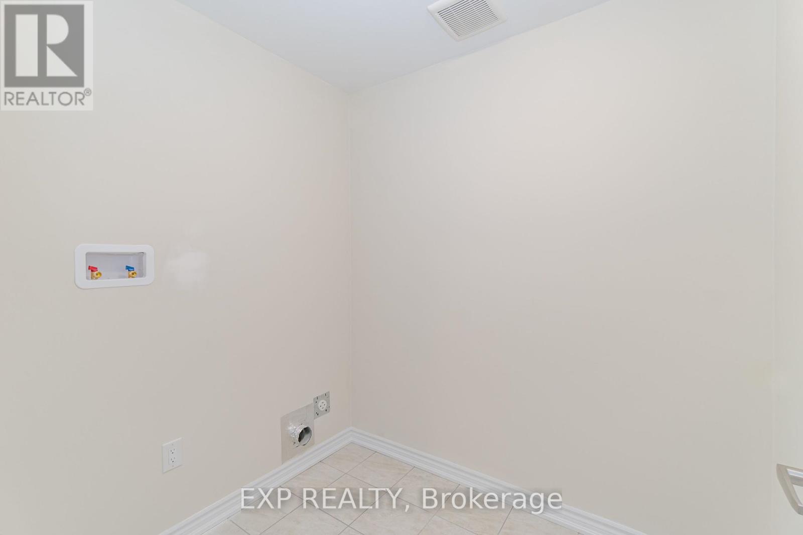 Photo 18 of 41 Ever Sweet Way, Thorold ON