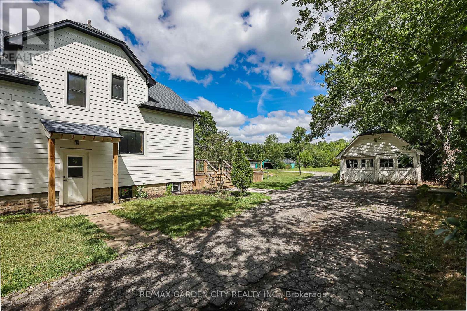 Photo 28 of 1858 Townline Road, Fort Erie ON
