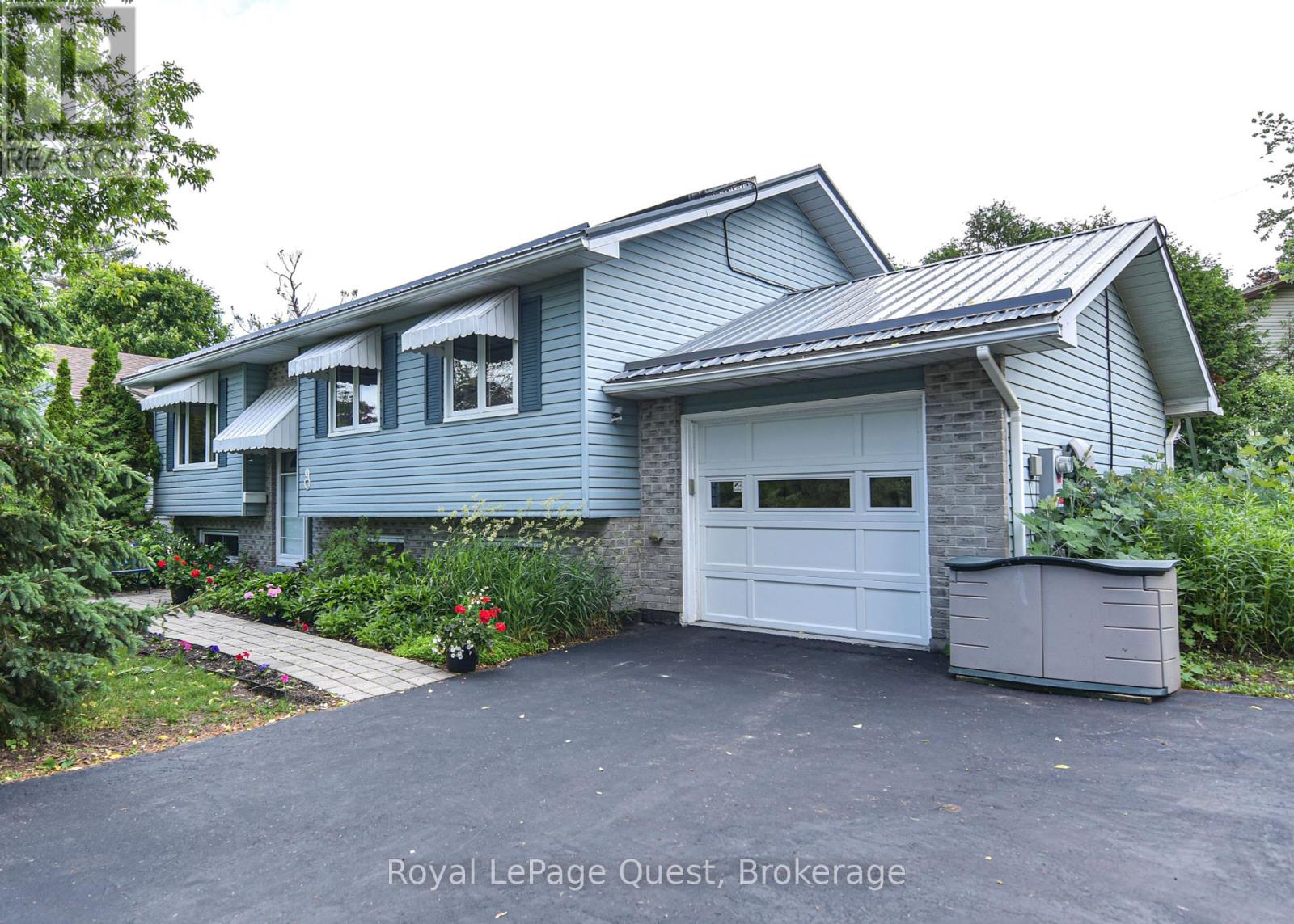 Photo 14 of 9 Dancy Drive, Orillia ON