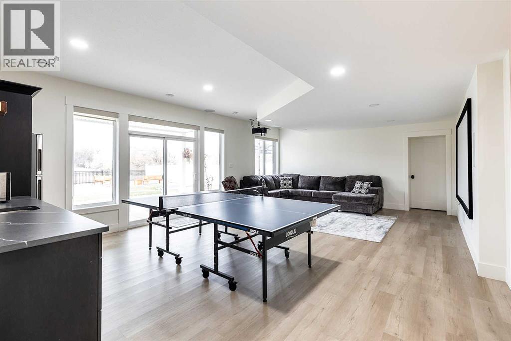 Photo 37 of 24 Heron Court Sw, Medicine Hat AB