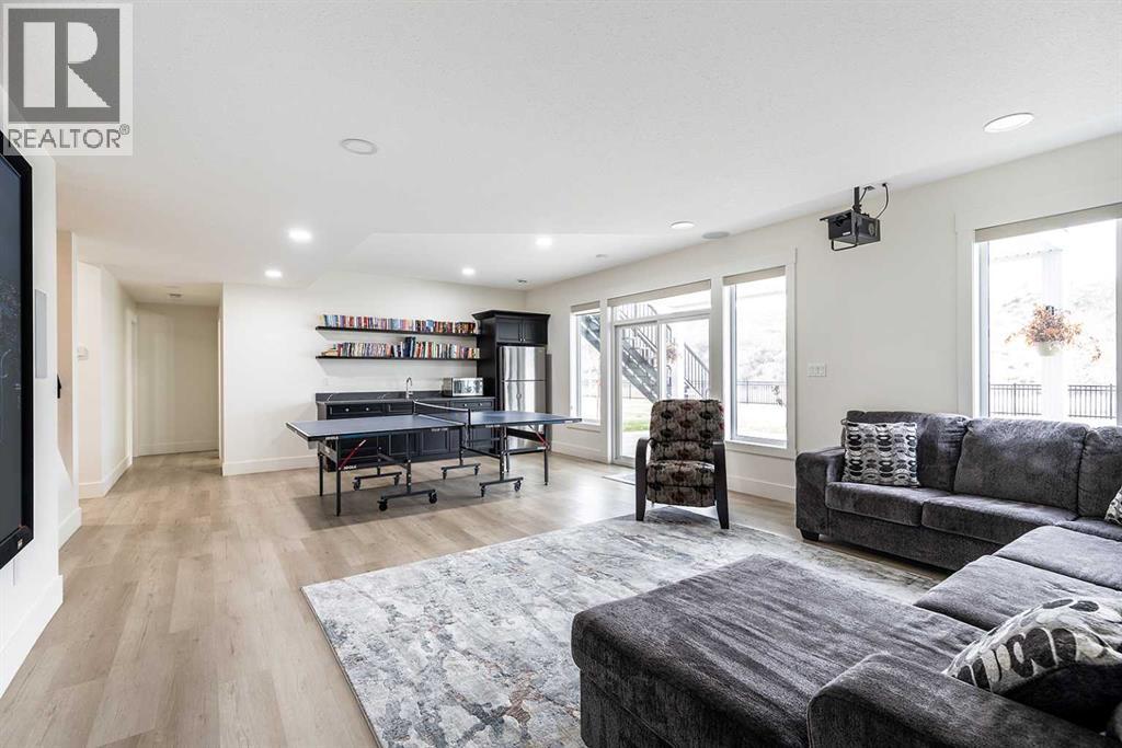 Photo 21 of 24 Heron Court Sw, Medicine Hat AB