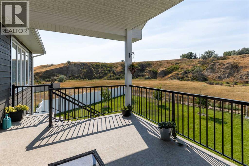 Photo 10 of 24 Heron Court Sw, Medicine Hat AB
