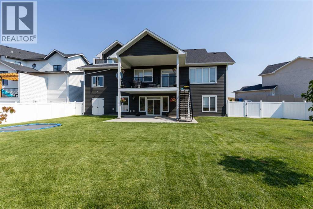 Photo 8 of 24 Heron Court Sw, Medicine Hat AB