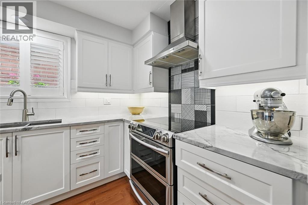 Photo 12 of 62 Valridge Drive, Ancaster ON