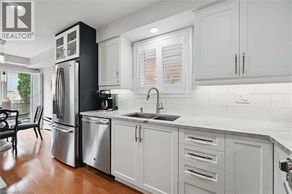 Photo 13 of 62 Valridge Drive, Ancaster ON