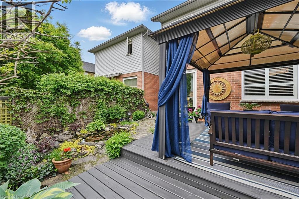 Photo 43 of 62 Valridge Drive, Ancaster ON