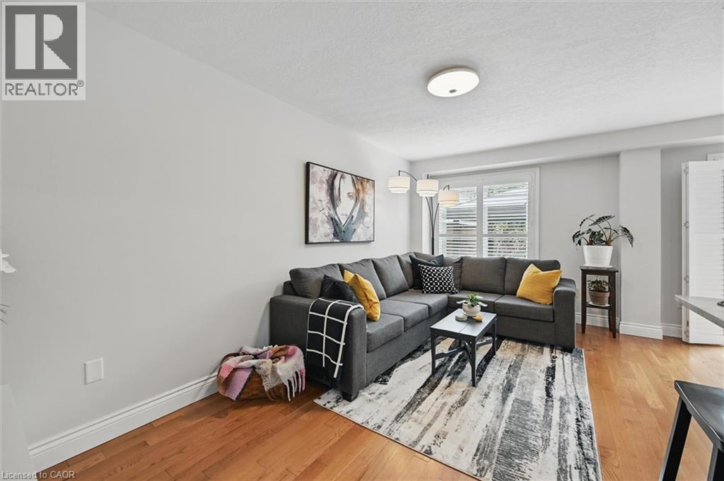 Photo 18 of 62 Valridge Drive, Ancaster ON